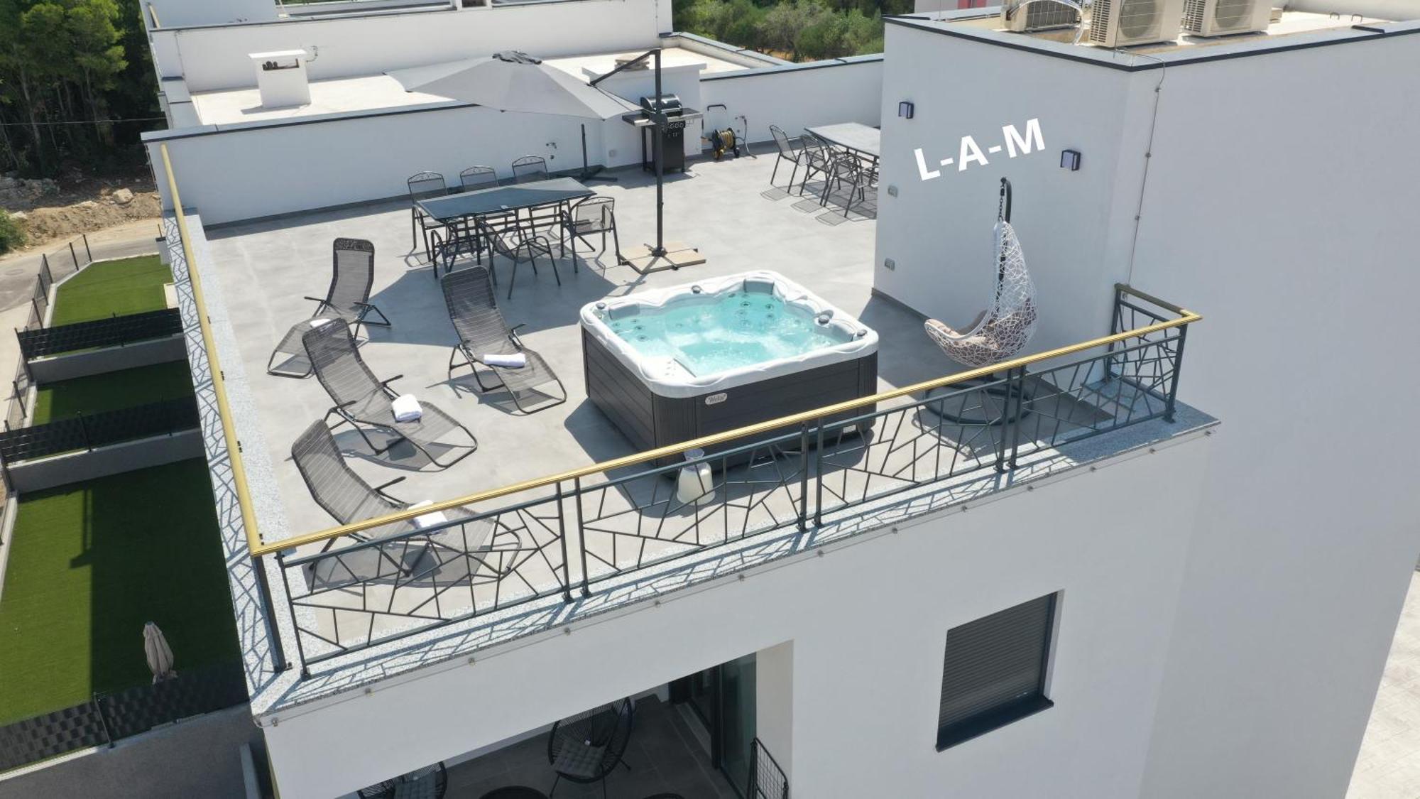 Apartments L-A-M Podstrana Exterior foto